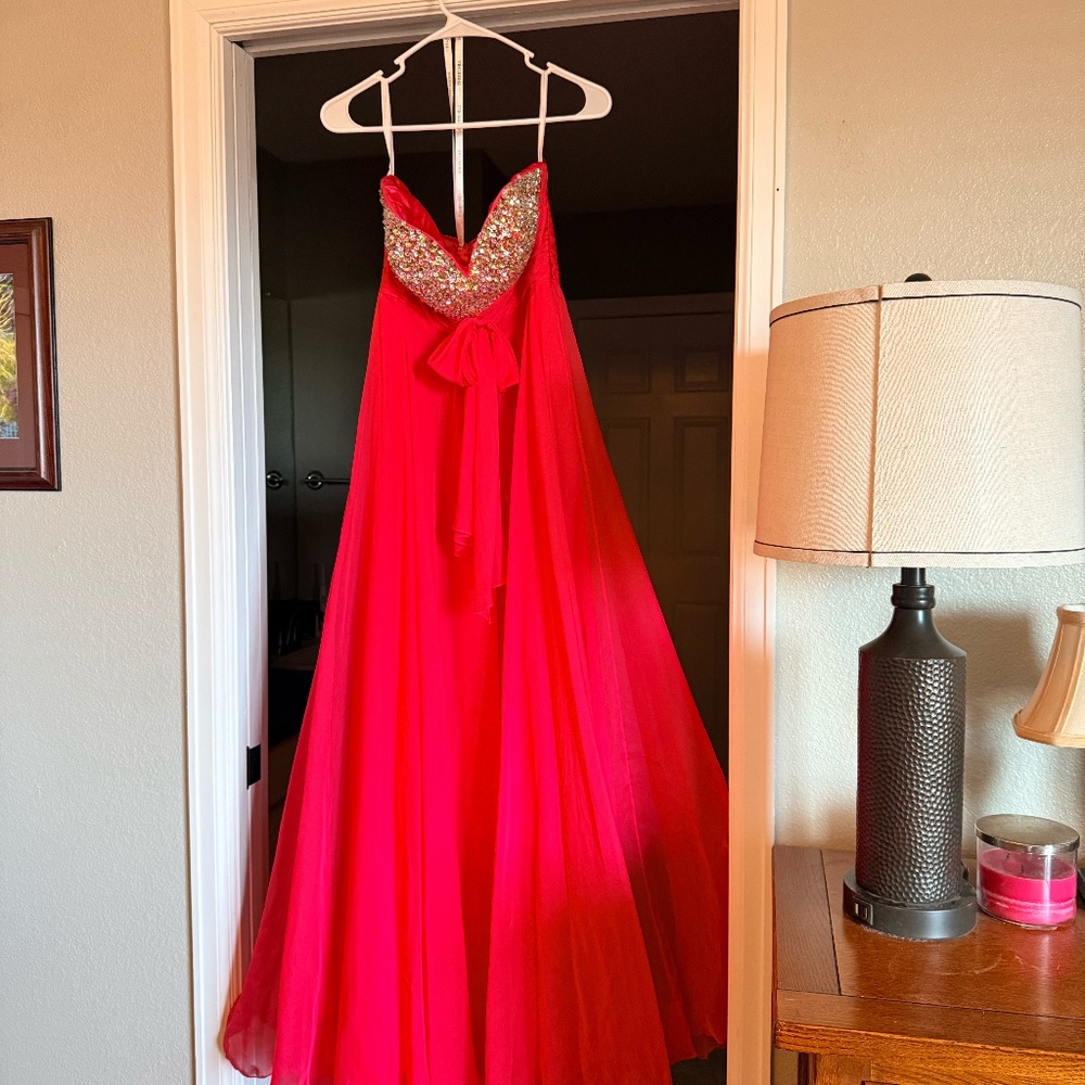 Red Sherri Hill Formal, prom, red carpet, glamour, wedding